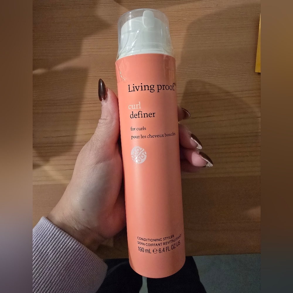 NWOB $38 Living Proof Curl Definer 190ml - Picture 5 of 7